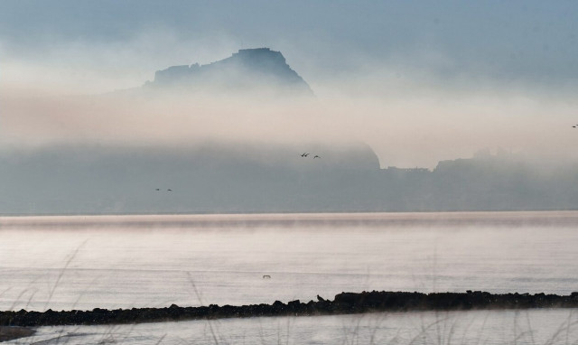 Καιρός: Με παγετό και λίγα σύννεφα η Τετάρτη – Πού θα βρέξει