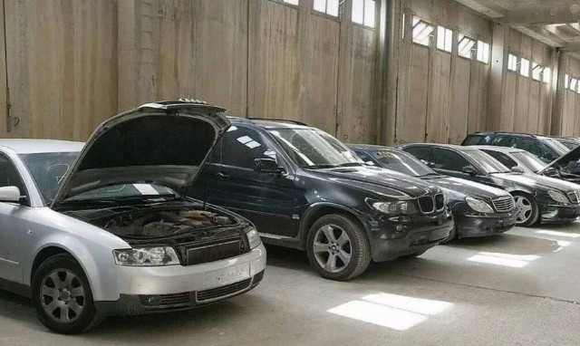 Δημοπρασία στην Κρήτη με αυτοκίνητα από 400 ευρώ