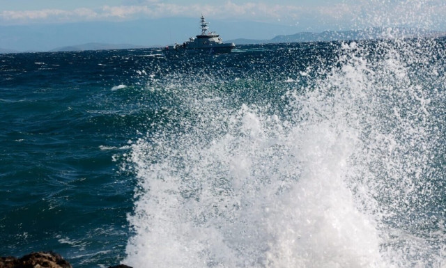 Βλάβη σε καράβι με 28 επιβάτες από Θάσο για Καβάλα