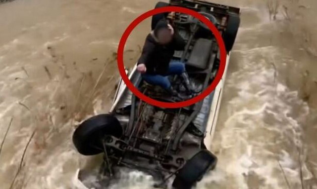 Καλιφόρνια: Γυναίκα σώθηκε μετά απο 14 ώρες στην οροφή βυθιζόμενου αυτοκινήτου