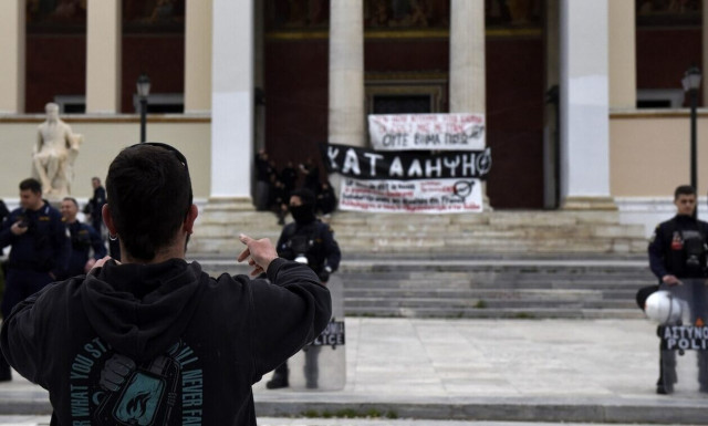 Έκτακτη Σύνοδος Πρυτάνεων: Σε κίνδυνο η εξεταστική και το εαρινό εξάμηνο λόγω καταλήψεων