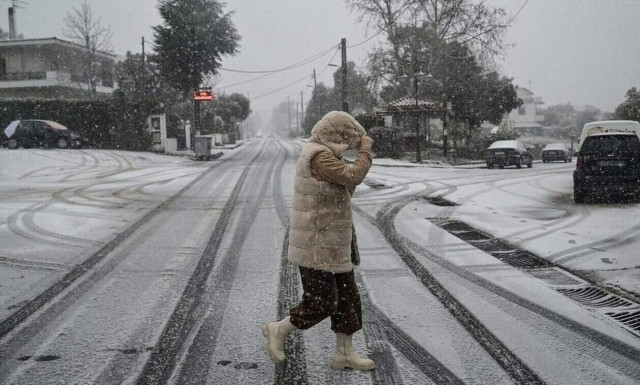 Καιρός: Έρχεται κύμα ψύχους από τα Βαλκάνια - Χιόνια και τσουχτερό κρύο από την Κυριακή