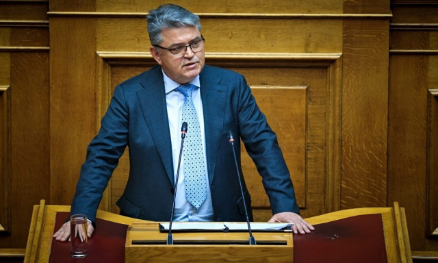 Νατσιός: «Τα παιδιά με δύο μπαμπάδες είναι καταδικασμένα σε μία ιδιότυπη ορφάνια»