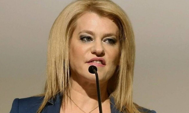 Η απίστευτη ατάκα της Τζάκρη που άφησε άφωνο το ακροατήριο: «...Τον ήπιαμε»