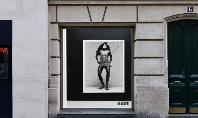 Παρίσι: Εντυπωσιακές εικόνες από την έκθεση για τον εμβληματικό φωτογράφο στη Gagosian Gallery