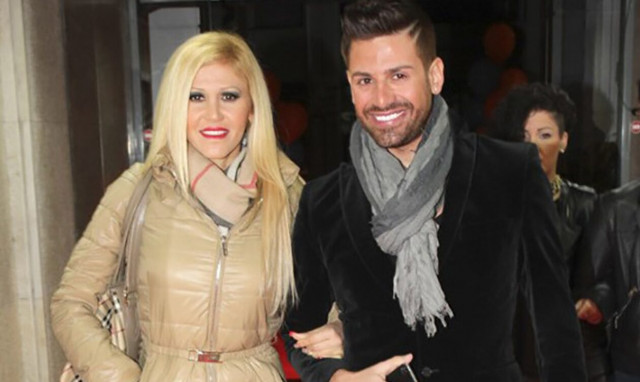 Άννα Φλωρινιώτη: Η φωτογραφία της στον τάφο του αδερφού της - «Έκανα ό,τι μπορούσα αγάπη μου»