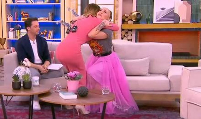 Ξέσπασε σε λυγμούς η Πηνελόπη Αναστασοπούλου: Νιώθω σαν κάποιος να μου χάιδεψε τη ψυχή