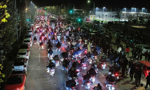 ΠΑΟΚ-Παναθηναϊκός: Αποθέωση στο ξενοδοχείο, συνοδεία στην Τούμπα