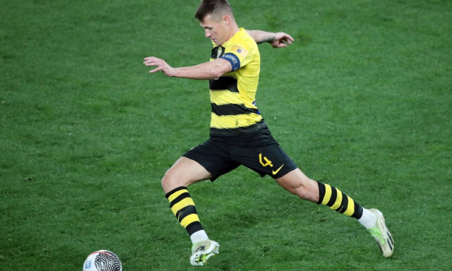 AEK: Πλήγμα με Σιμάνσκι, βασικός ο Ραντόνια – Η ενδεκάδα του Ματίας Αλμέιδα