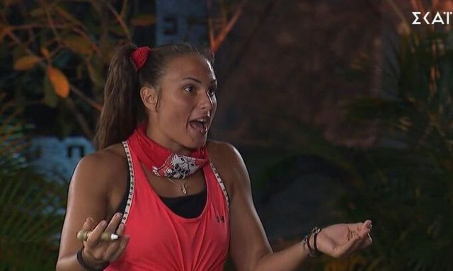 Survivor - Ασημίνα Χατζηανδρέου: Κι εμείς τσάντες «μαϊμούδες» έχουμε