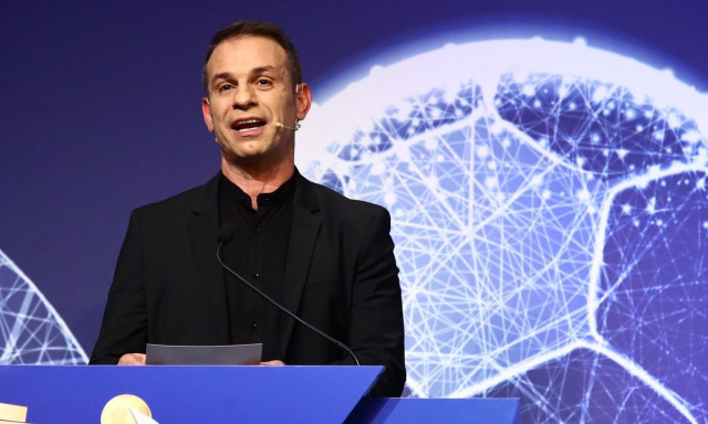 Ντέμης Νικολαΐδης: Αποθέωση για Μπακασέτα - Η ατάκα πριν το Παναθηναϊκός - Ολυμπιακός | «Σκίζεται»