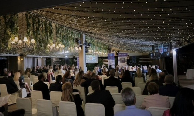 Ελλάδα: 200 χρόνια πορεία από την παράδοση  στη Νέα Ψηφιακή εποχή!