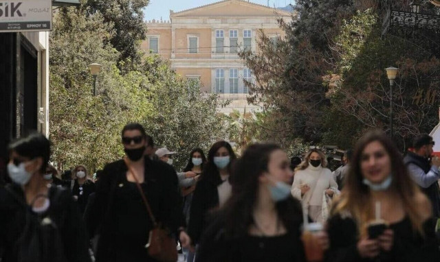 Αυξήσεις στους μισθούς: Οι τριετίες και ποιους αφορούν