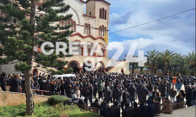 Κρήτη: Σπαραγμός στην κηδεία του 17χρονου Μάριου που σκοτώθηκε κάνοντας motocross