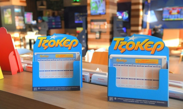 Το ΤΖΟΚΕΡ μοιράζει σε κάθε κλήρωση 100.000 ευρώ σε κάθε τυχερό 5άρι