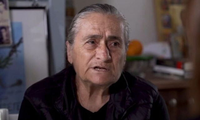 Συγκλονίζει η Χαρίτα Μάντολες: «Το παιδί μου ήταν στην αγκαλιά του άντρα μου όταν τον σκότωσαν»