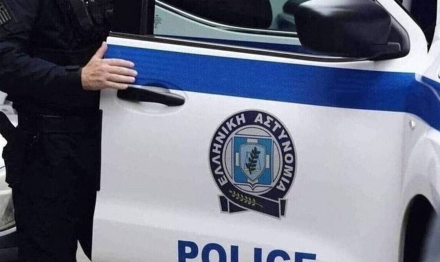 Συνελήφθησαν δύο άτομα για διακίνηση λαθραίων τσιγάρων - Κατασχέθηκαν πάνω από 29.000 πακέτα