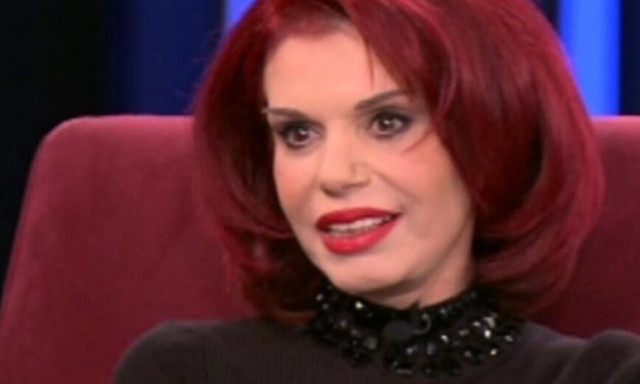 Γκιωνάκη: Έχουμε ξεφύγει σε λίγο οι άνδρες θα κάνουν επεμβάσεις να βάλουν μήτρα για να κάνουν παιδιά