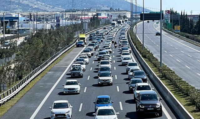 Τέλη κυκλοφορίας 2024 στο MyCar: Μέχρι 29 Φεβρουαρίου η προθεσμία - Πώς γίνεται η πληρωμή