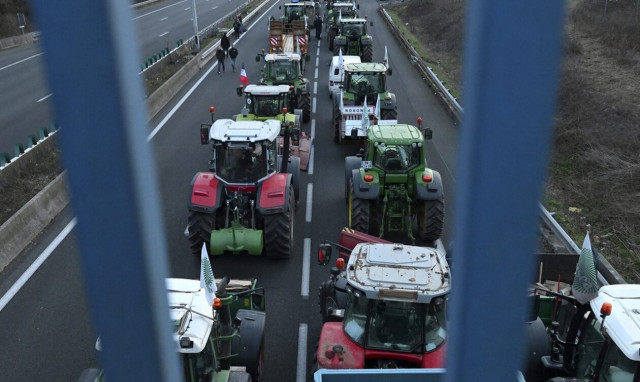 Γιατί διαμαρτύρονται οι αγρότες στη Γαλλία και ολόκληρη την Ευρώπη - O «πονοκέφαλος» των Βρυξελλών