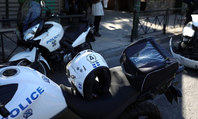 Μοτοσυκλέτα παρέσυρε πεζή στη Βασιλίσσης Σοφίας