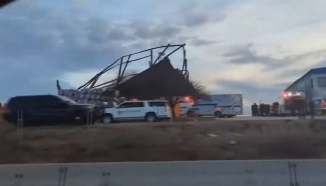 ΗΠΑ: Κατάρρευση υπόστεγου σε αεροδρόμιο - Τρεις νεκροί, πολλοί τραυματίες