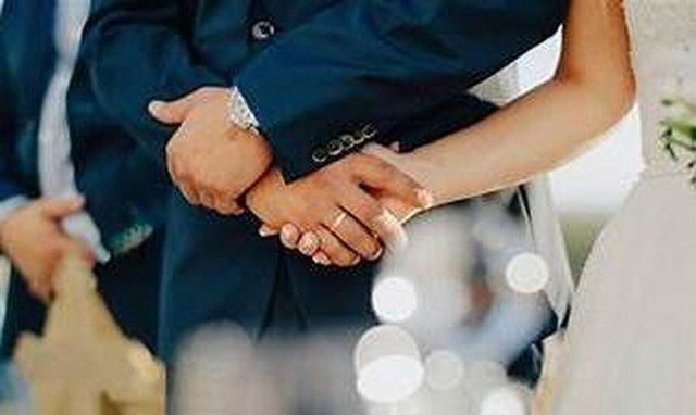 Κύπρος: Στρατολογούσαν νύφες από εξωτερικό - Tαρίφα μέχρι 10.000 ευρώ για τους «γαμπρούς»