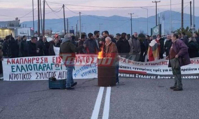 Απέκλεισαν την είσοδο προς το Αίγιο οι αγρότες