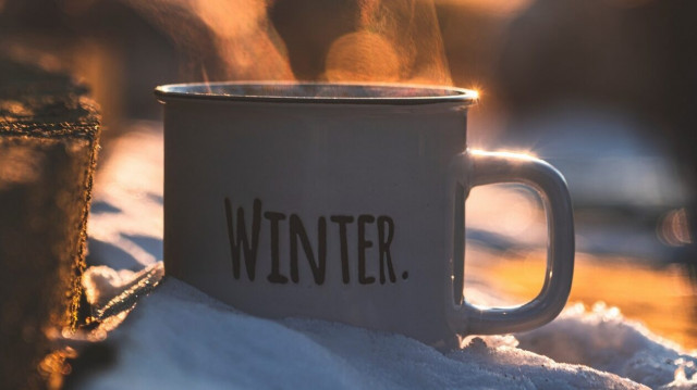 Τελικά τι πρέπει να πίνει κανείς όταν κάνει πολύ κρύο;