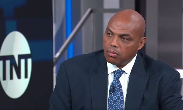 NBA: Η παράκληση Τσαρλς Μπάρκλεϊ στις ομάδες να υπογράψουν τον Τόνι Σνελ