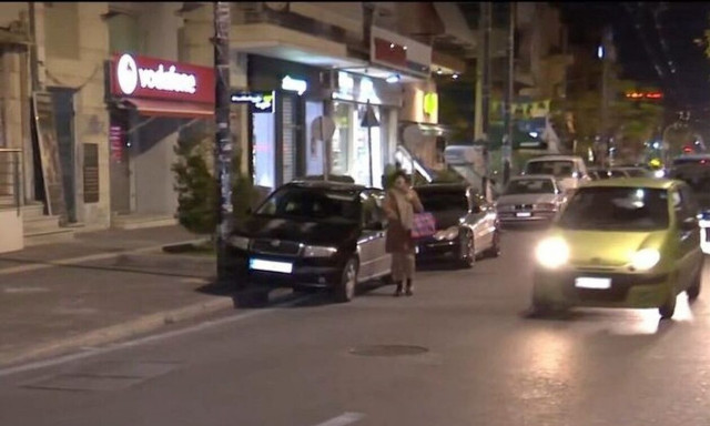 Νίκαια: Ζητά πληροφορίες η τροχαία για τον ασυνείδητο οδηγό που χτύπησε και εγκατέλειψε πεζό