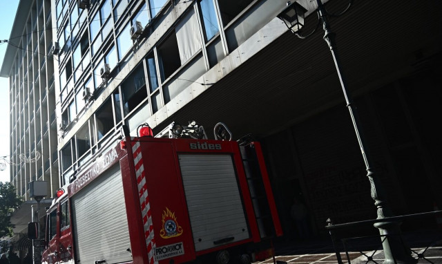 Τρομοκρατία: Κάμερες, κινητά, κεραίες ερευνούν οι αρχές για το χτύπημα στην Σταδίου