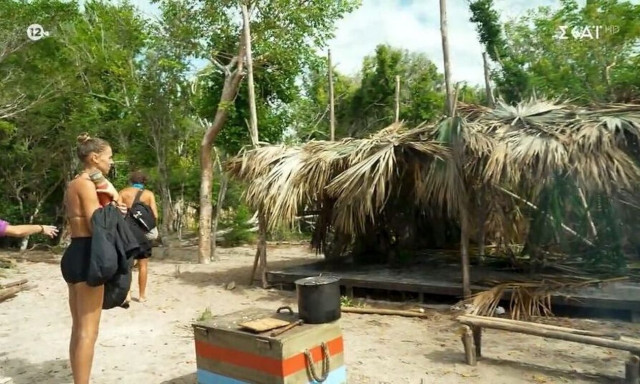 Survivor: Διαλύθηκε η καλύβα των Μαχητών - «Μας φάγανε»