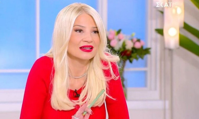 Φαίη Σκορδά: Επέστρεψε στην εκπομπή – Τα πρώτα της λόγια μετά τον θάνατο του πατέρα της