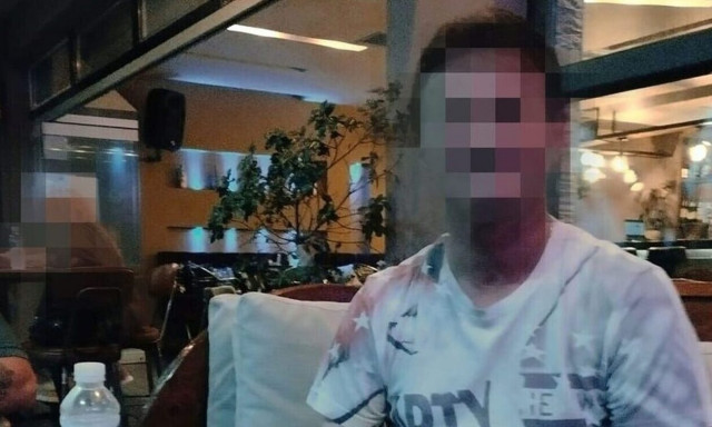 Μεσολόγγι: Φήμες για στενή σχέση του κρεοπώλη με την μητέρα του Μπάμπη - Τι απαντά η αδερφή του