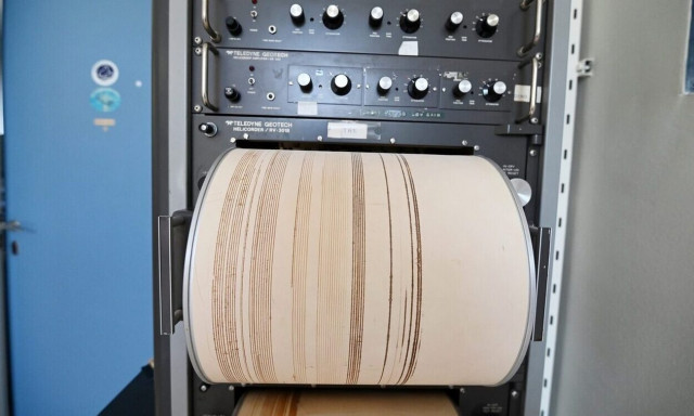 Σεισμός τώρα κοντά στη Μεθώνη