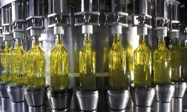 Ελαιόλαδο: Τα δύο ιστορικά ρεκόρ που έβαλαν φωτιά στις τιμές - Γιατί θα αργήσει η αποκλιμάκωση