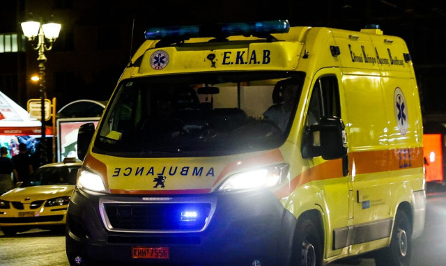 Παράσυρση πεζού στην Αθηνών-Κορίνθου (vid)