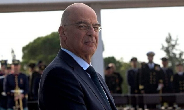 Defence Min Dendias to visit London