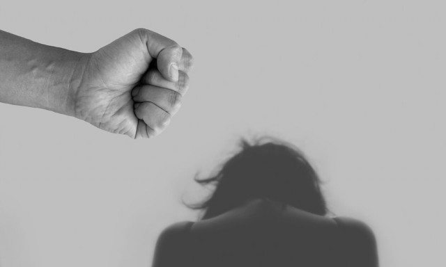 Σποράδες: Θύμα ξυλοδαρμού 45χρονη - Άνδρας τη χτύπησε στο πρόσωπο με μπουνιές