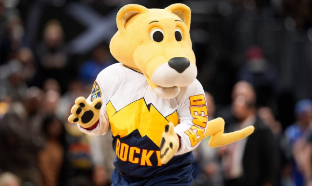 Μασκότ στις ΗΠΑ: Μισθοί που πλησιάζουν τους αθλητές