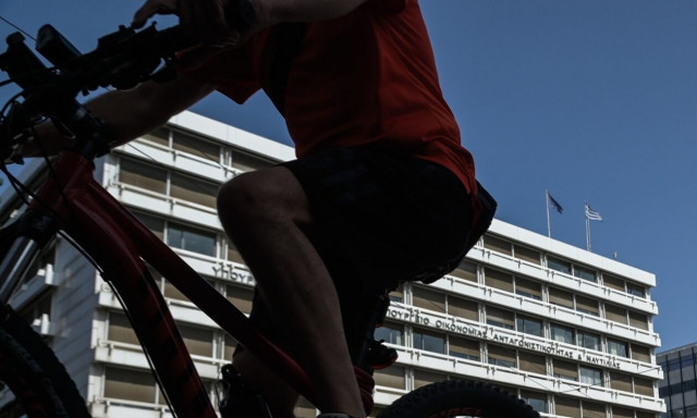 Ηράκλειο: Στο νοσοκομείο 10χρονος ποδηλάτης μετά από σύγκρουση με μηχανή