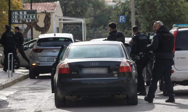 Four arrested for possession of explosives and weapons; among them former member of terror group