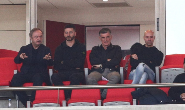 Ολυμπιακός: Στο «Γ. Καραϊσκάκης» ο Μεντιλίμπαρ (pics)