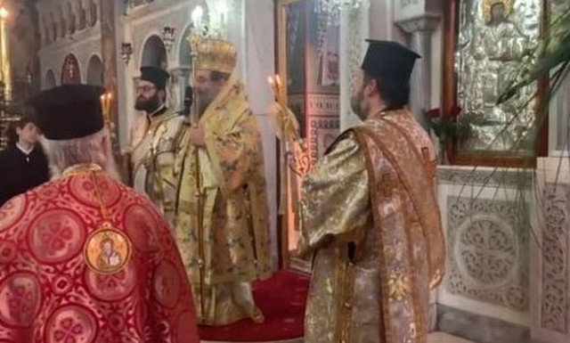 Χίος: Ο μητροπολίτης καλεί τους πιστούς να προσευχηθούν για να μετανοήσουν οι αμαρτωλοί ομοφυλόφιλοι