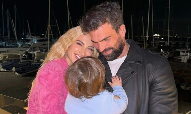 Ιωάννα Τούνη: Ο Νουνίτο έκανε τα πρώτα του βήματα – Η επίσκεψη στον παιδίατρο