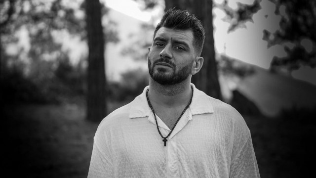 Πιλάτος Κουνατίδης: Η αλήθεια πίσω από τον τραγουδιστή του νέου μουσικού χιτ «Ψέμα»!