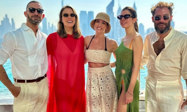 Το απίθανο βραδινό look της Καγιά και η συνάντηση με Lopez