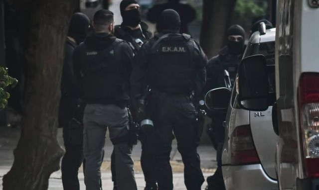 «Πυρήνες της Φωτιάς»: Οι «σκιές» της ΕΛ.ΑΣ. στον φυλακισμένο και η δολοφονία του ποινικού