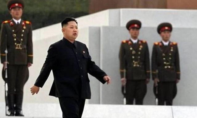 Κιμ Γιονγκ Ουν: Ξόδεψε 122.00 λίρες σε... ζαρτιέρες και πούρα, ενώ ο λαός του πεθαίνει από ασιτία